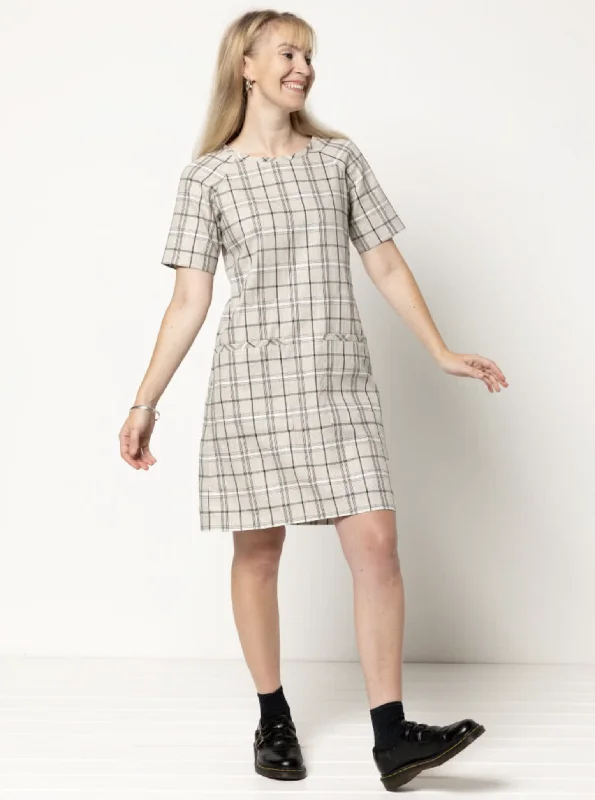 Style Arc Mary Shift Dress